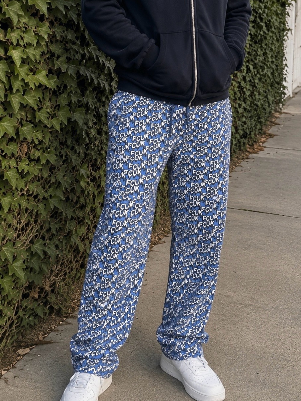 FCUK Blue All Over Logo Print Cotton Pants Men L Pocket Streetwear Y2K Baggy